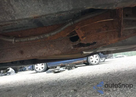 2001 Chevrolet Silverado 1500 Ls from USA, damaged, VIN 2GCEK19T011155852